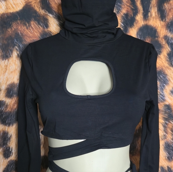 Warp Long Sleeve Wrap Top - Picture 7 of 12